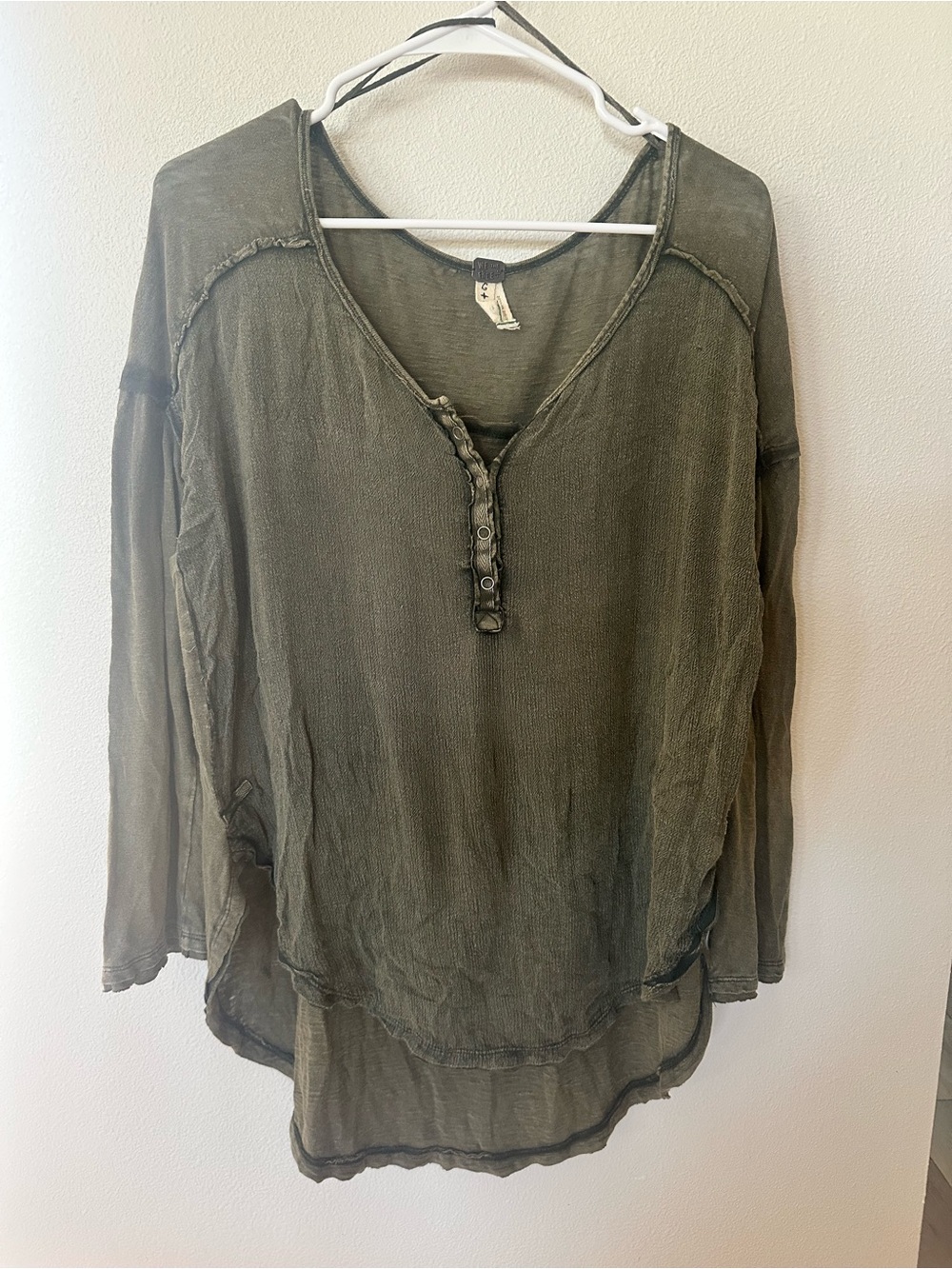 Free People Washed Olive Green Long-Sleeve Henley Top Women Size L